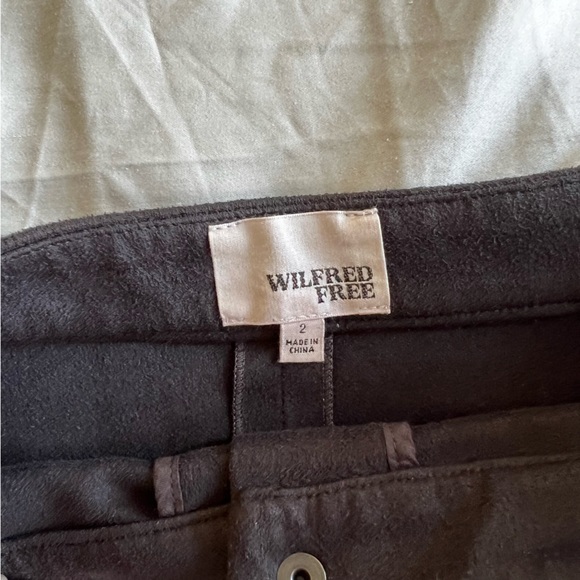 Aritzia Wilfred Free Skirt - Picture 2 of 6